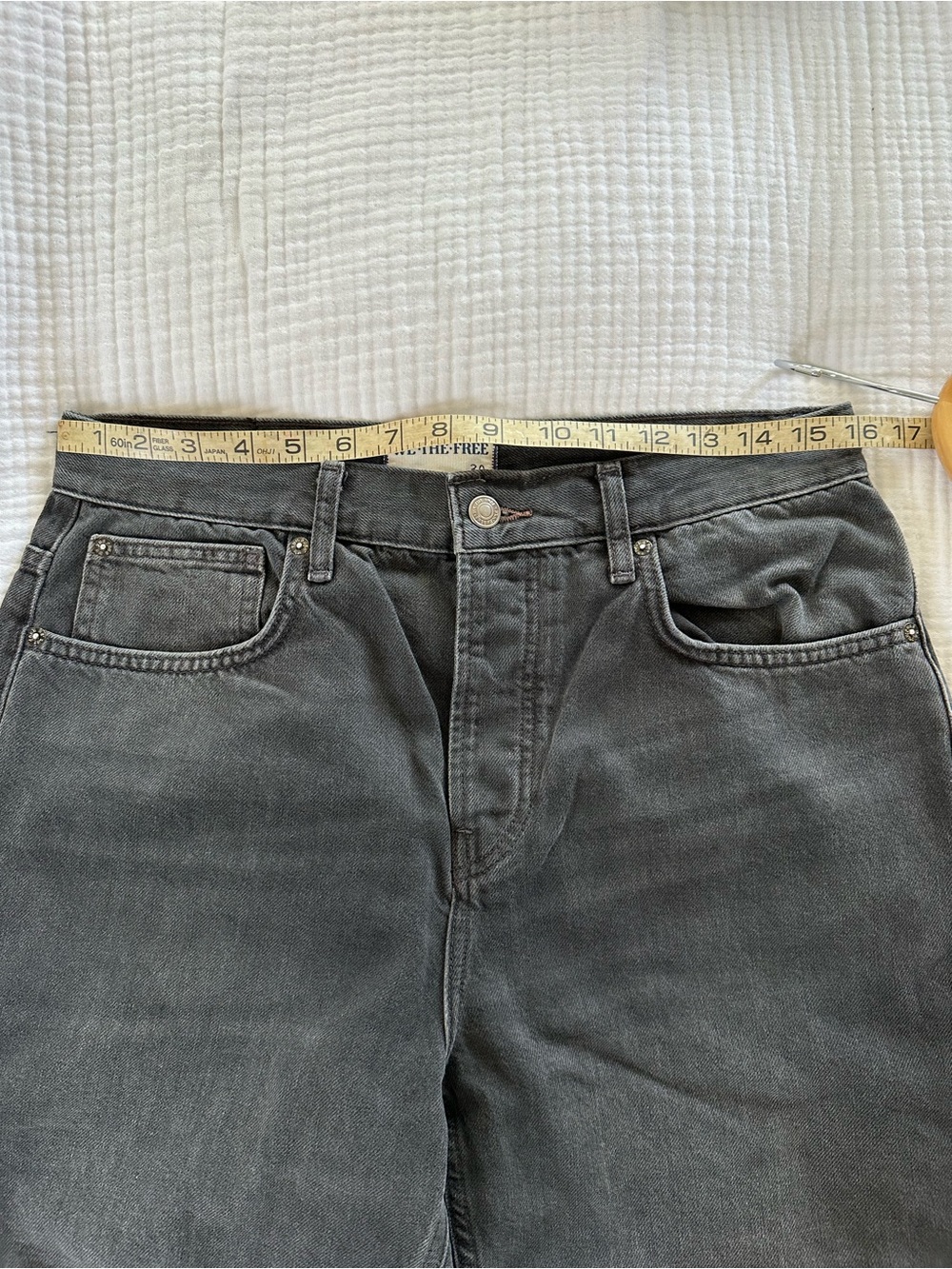 We the Free Ripple Wide Leg Crop
Jeans - Fade to Black - Size 30 - Picture 9 of 12